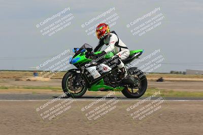 media/Sep-10-2023-Pacific Track Time (Sun) [[44210541ad]]/Group B/1220pm (Wheelie Bump)/